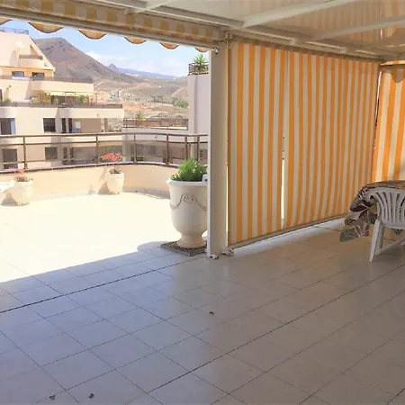 Penthouse En Los Cristianos - Arona شقة *